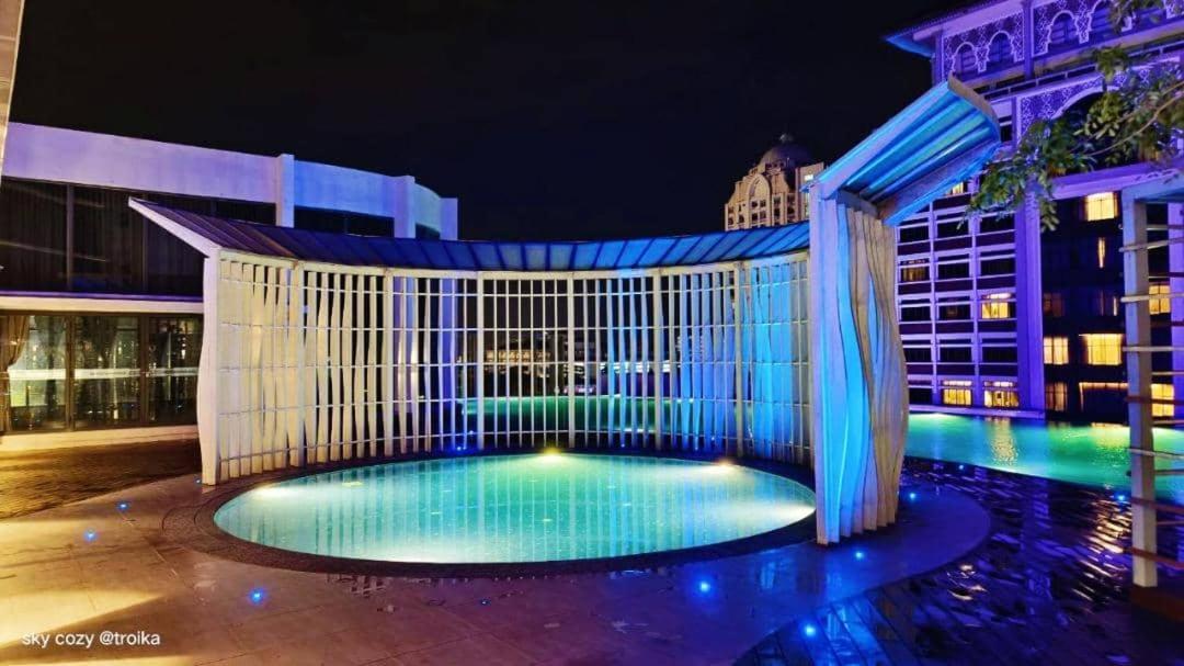 Sky Cozy Troika Residence, 1 Bedroom 4-6 Pax, 2 Bedrooms 6-8 Pax, Pool Vew, Sky & City View, Free Parking, Pool, Unlimited Wifi & Netflix 哥打巴鲁 外观 照片