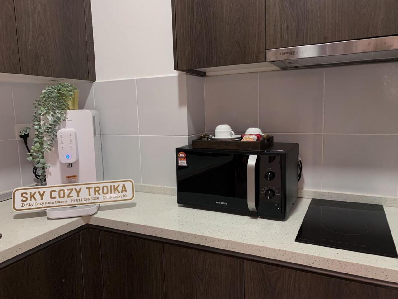 Sky Cozy Troika Residence, 1 Bedroom 4-6 Pax, 2 Bedrooms 6-8 Pax, Pool Vew, Sky & City View, Free Parking, Pool, Unlimited Wifi & Netflix 哥打巴鲁 外观 照片